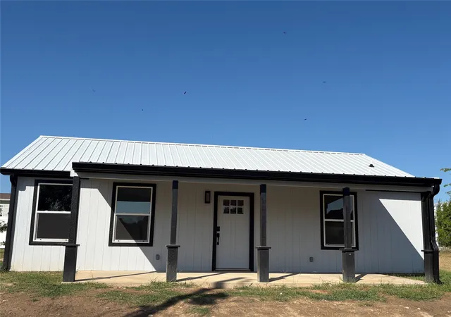 Photo 2 of Single family home for sale at 216 Balckfoot, Quitman, TX 75783 | MLS# 21355337 | Listing updated on 2026-08-10