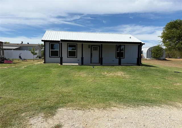 Photo 2 of Single family home for sale at 216 Balckfoot, Quitman, TX 75783 | MLS# 21355337 | Listing updated on 2026-10-06