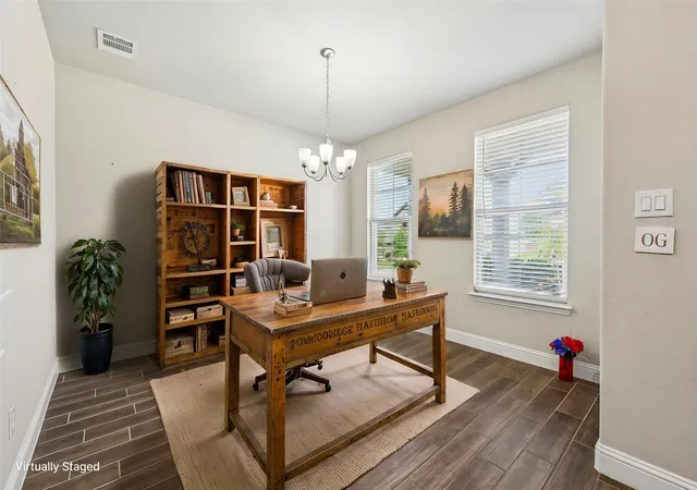 Photo 3 of Single family home for sale at 433 Forestridge Dr, Rockwall, TX 75087 | MLS# 21355278 | Listing updated on 2026-10-04