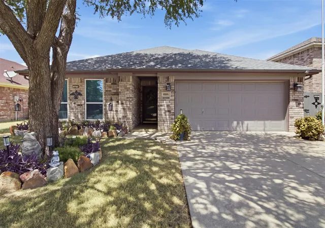 Photo 1 of Single family home for sale at 8509 Trinity Vista Trl, Hurst, TX 76053 | MLS# 21353388 | Listing updated on 2026-08-31