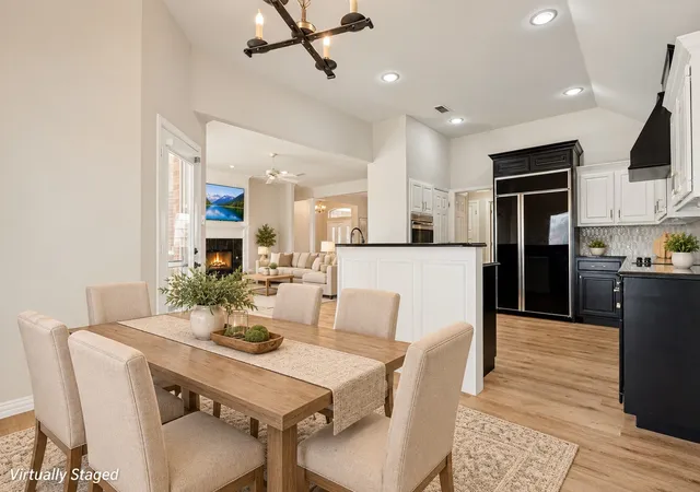 Photo 4 of Single family home for sale at 1700 Meadow Crest Ln, Mansfield, TX 76063 | MLS# 21328257 | Listing updated on 2026-09-26