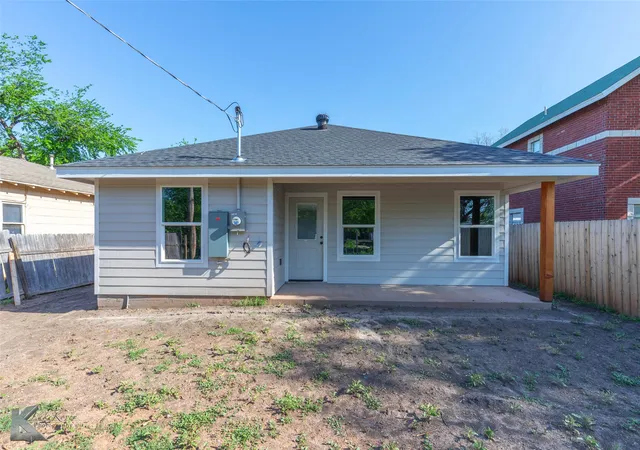 Photo 21 of Sale Pending at 926 Clinton St, Abilene, TX 79603 | MLS# 21355380 | Listing updated on 2026-08-23