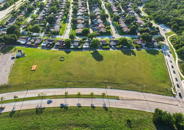 Photo 3 of Land for sale at 1011 N Peachtree Rd, Mesquite, TX 75149 | MLS# 21354724 | Listing updated on 2026-08-10