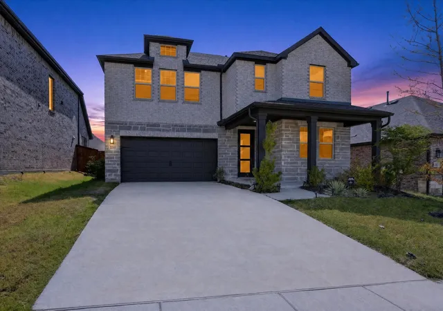 Photo 1 of Single family home for sale at 2125 Sunnymede Dr, Forney, TX 75126 | MLS# 21331407 | Listing updated on 2026-10-08