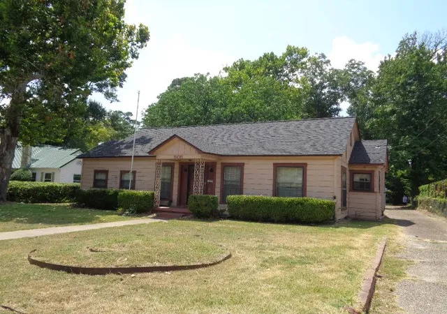 Photo 2 of Single family home for sale at 505 Hillcrest Ave #1, Tyler, TX 75702 | MLS# 21355470 | Listing updated on 2026-10-01