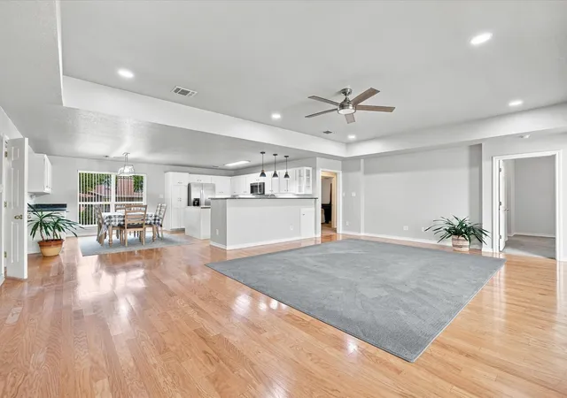 Photo 3 of Single family home for sale at 2807 S Lipsey St, Decatur, TX 76234 | MLS# 21354944 | Listing updated on 2026-08-11