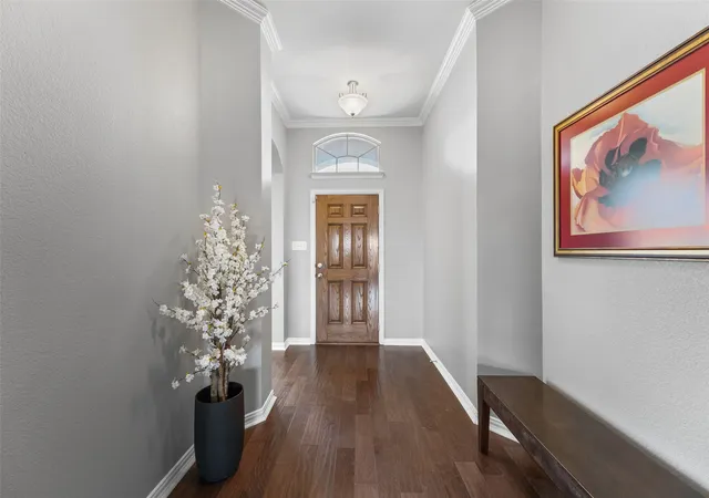 Photo 3 of Single family home for sale at 101 Paddock Ln, Rockwall, TX 75032 | MLS# 21355493 | Listing updated on 2026-08-10