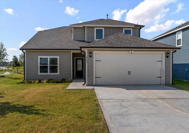 Photo 1 of Single family home for sale at 8324 Columbia Falls Rd, Ponder, TX 76259 | MLS# 21351764 | Listing updated on 2026-08-15