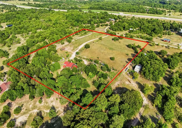 Photo 4 of Single family home for sale at 4325 Bluebonnet Ln, Milford, TX 76670 | MLS# 21346181 | Listing updated on 2026-08-11