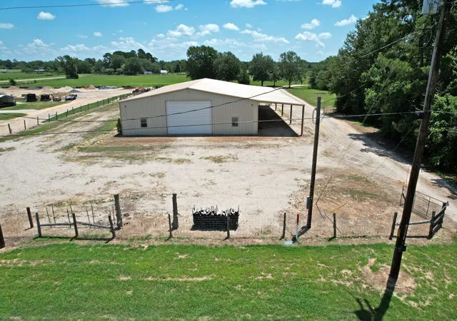 Photo 3 of Single family home for sale at 187 County Road 3230, Quitman, TX 75783 | MLS# 21355541 | Listing updated on 2026-08-13