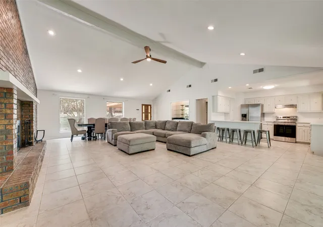 Photo 2 of Single family home for sale at 110 La Jolla St, Mabank, TX 75156 | MLS# 21355606 | Listing updated on 2026-08-10