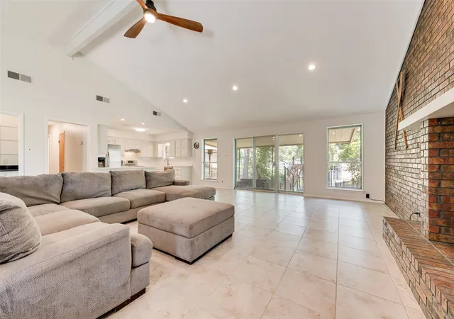 Photo 3 of Single family home for sale at 110 La Jolla St, Mabank, TX 75156 | MLS# 21355606 | Listing updated on 2026-08-10