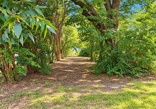 Photo 3 of Land for sale at 315 E Belt Line Rd, Wilmer, TX 75172 | MLS# 21355615 | Listing updated on 2026-10-05