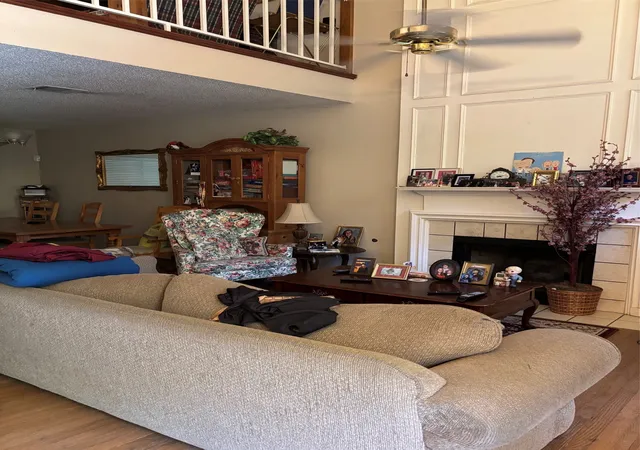 Photo 4 of Single family home for sale at 4435 Mercer St, Grand Prairie, TX 75052 | MLS# 21355650 | Listing updated on 2026-08-10