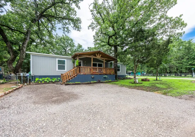 Photo 1 of Manufactured home for sale at 200 Pecos Dr, Mabank, TX 75156 | MLS# 21355679 | Listing updated on 2026-08-10