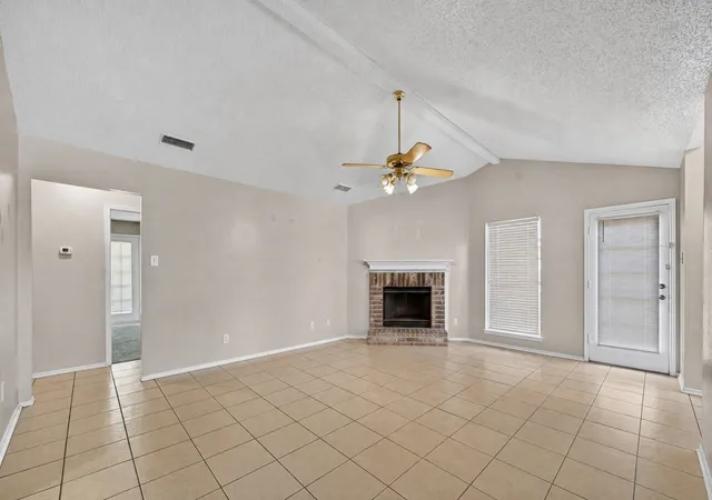 Photo 2 of Single family home for sale at 812 Valdez Dr, Dallas, TX 75253 | MLS# 21355648 | Listing updated on 2026-08-15