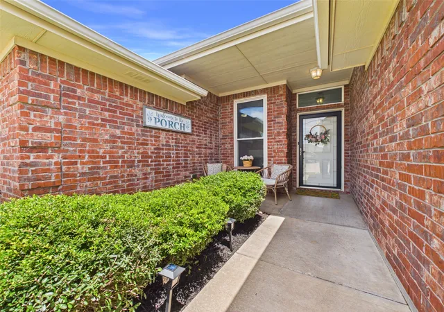 Photo 3 of Single family home for sale at 1 Callie Ct, Wichita Falls, TX 76310 | MLS# 21355708 | Listing updated on 2026-09-23