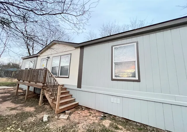 Photo 1 of Manufactured home for sale at 197 E Sweden St, Walnut Springs, TX 76690 | MLS# 21355737 | Listing updated on 2026-09-23