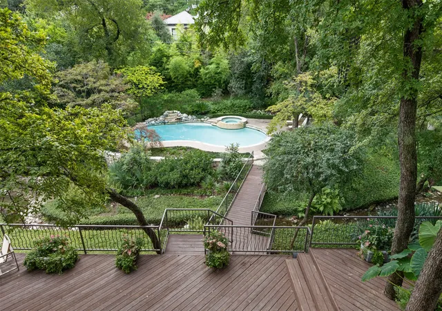 Photo 3 of Sale Pending at 2103 Indian Creek Dr, Fort Worth, TX 76107 | MLS# 21355752 | Listing updated on 2026-08-29