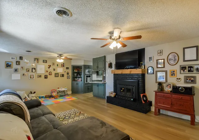 Photo 3 of Sale Pending at 2522 S 25th St, Abilene, TX 79605 | MLS# 21355284 | Listing updated on 2026-08-25