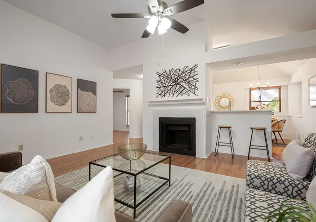 Photo 3 of Single family home for sale at 467 Grace Ln, Coppell, TX 75019 | MLS# 21355557 | Listing updated on 2026-10-07