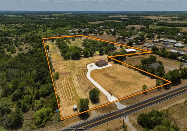 Photo 1 of Land for sale at 4277 N Fm 52, Weatherford, TX 76088 | MLS# 21355007 | Listing updated on 2026-08-11