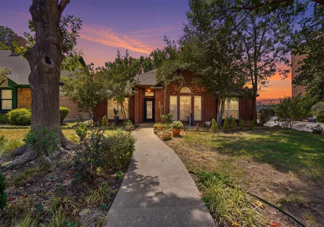 Photo 3 of Single family home for sale at 2229 Weatherbee St, Fort Worth, TX 76110 | MLS# 21352977 | Listing updated on 2026-09-05