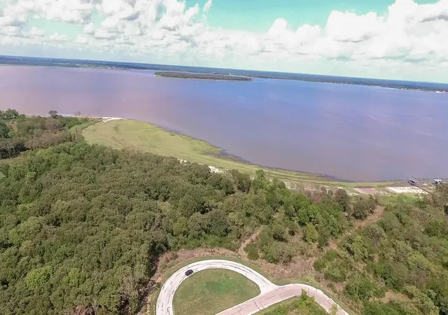 Photo 1 of Land for sale at 8423 Southern Shore Ct, Seven Points, TX 75143 | MLS# 21355962 | Listing updated on 2026-08-10