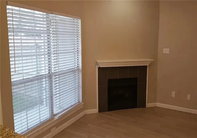 Photo 4 of Condo for sale at 4113 Esters Rd #604, Irving, TX 75038 | MLS# 21355948 | Listing updated on 2026-08-11