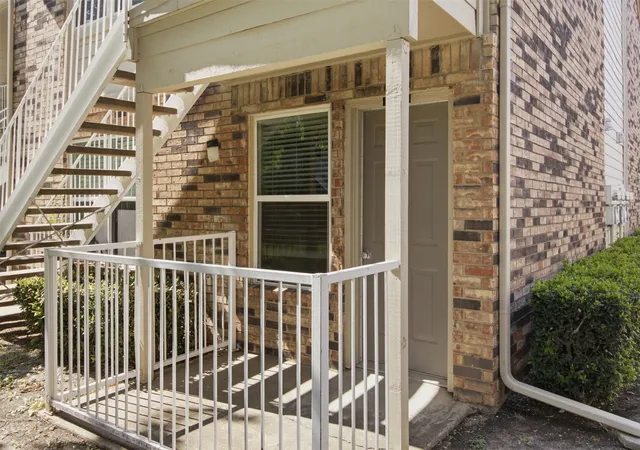 Photo 3 of Condo for sale at 2200 E Trinity Mills Rd #209, Carrollton, TX 75006 | MLS# 21356047 | Listing updated on 2026-09-29