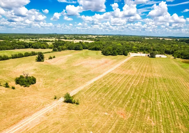 Photo 2 of Land for sale at 0000 Fcr 520, Fairfield, TX 75840 | MLS# 21356058 | Listing updated on 2026-08-11