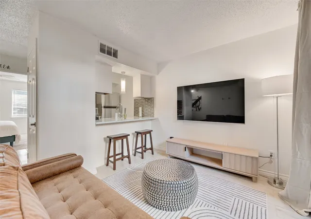 Photo 1 of Condo for sale at 1810 N Garrett Ave #119, Dallas, TX 75206 | MLS# 21354906 | Listing updated on 2026-09-20