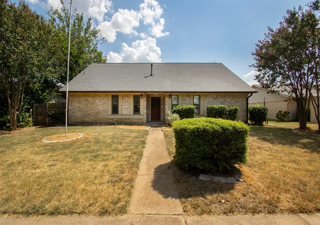 Photo 1 of Single family home for sale at 1808 Rainbow Dr, Richardson, TX 75081 | MLS# 21348448 | Listing updated on 2026-08-11