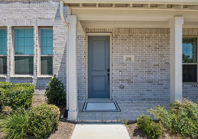 Photo 3 of Sale Pending at 232 Spring Hill Rd, Flower Mound, TX 75028 | MLS# 21356080 | Listing updated on 2026-10-05