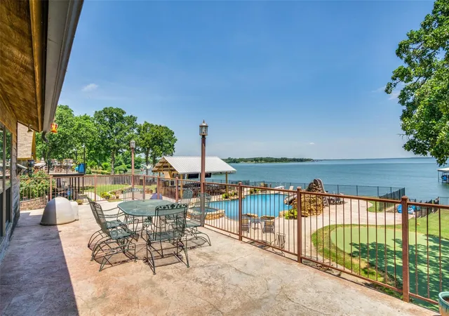 Photo 4 of Single family home for sale at 6600 Wells Burnett Rd, Fort Worth, TX 76135 | MLS# 21353034 | Listing updated on 2026-08-11