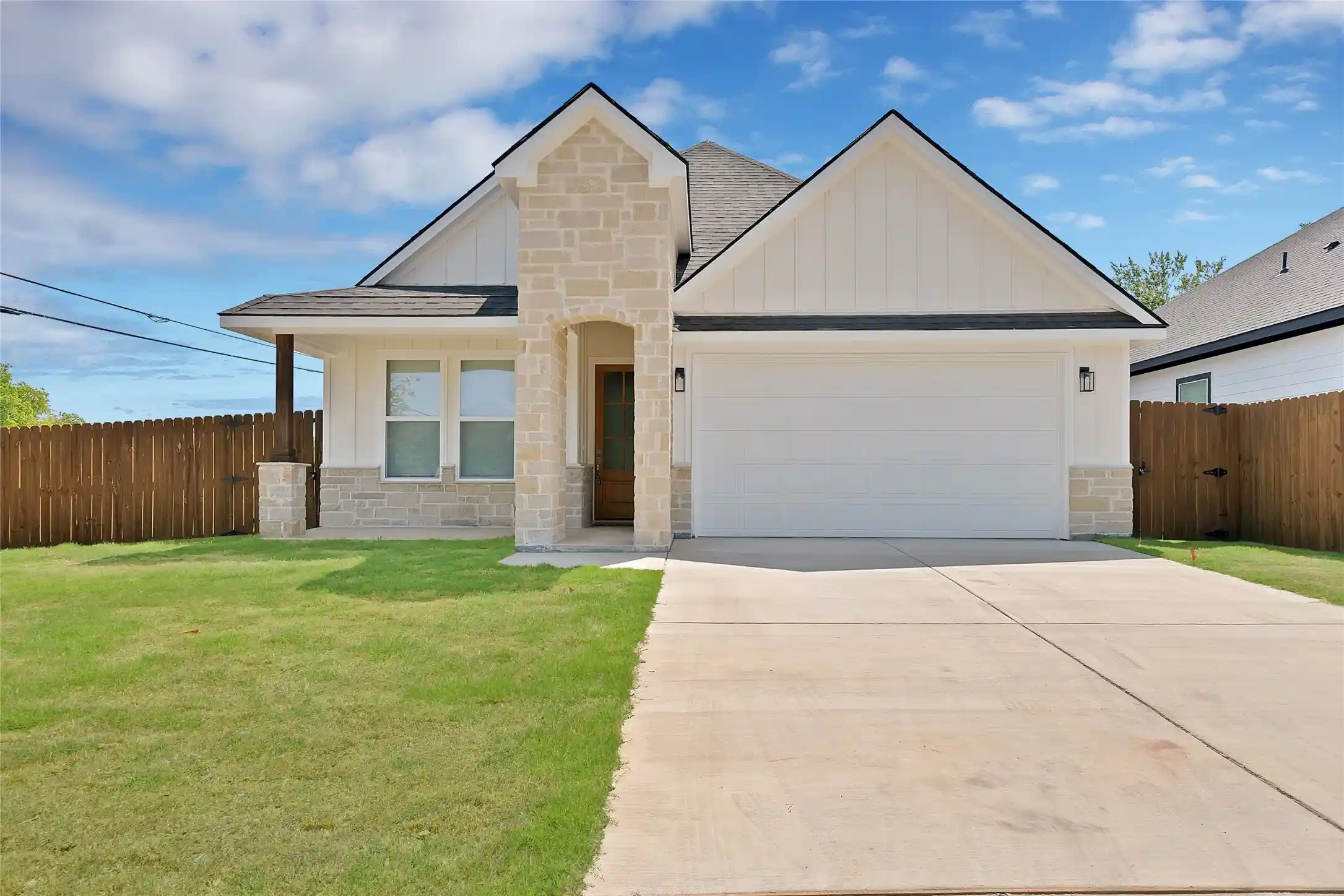 Single family home for sale at 801 Tierney, Fort Worth, TX 76112 | MLS# 21356101 | Listing updated on 2026-10-22