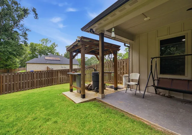 Photo 3 of Single family home for sale at 13497 Indian Dr, Tyler, TX 75709 | MLS# 21356142 | Listing updated on 2026-09-29