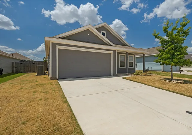 Photo 2 of Sale Pending at 11855 Gabbro Dr, Rhome, TX 76078 | MLS# 21356163 | Listing updated on 2026-08-25
