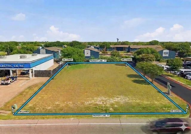 Photo 1 of Land for sale at 150 S J Elmer Weaver Fwy, Cedar Hill, TX 75104 | MLS# 21356190 | Listing updated on 2026-08-11
