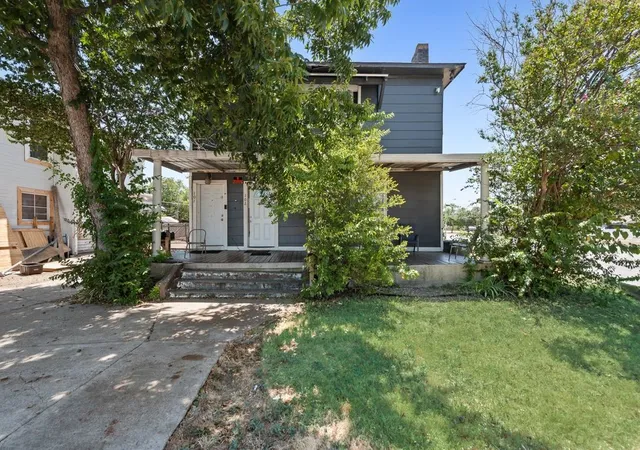 Photo 1 of Multi family home for sale at 5004 E Side Ave, Dallas, TX 75214 | MLS# 21356233 | Listing updated on 2026-08-11