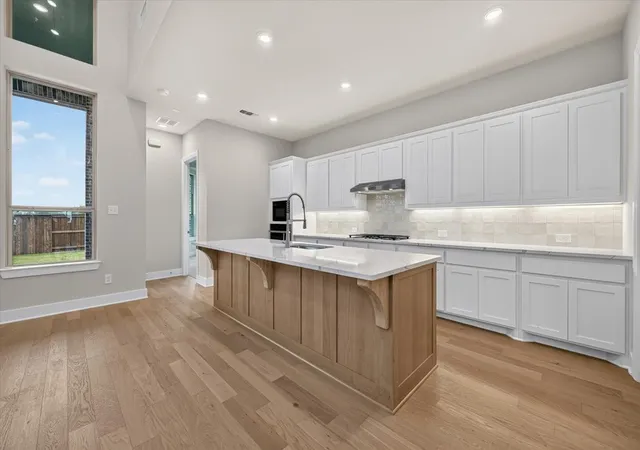 Photo 2 of Single family home for sale at 1489 Hawn Dr, Van Alstyne, TX 75495 | MLS# 21355996 | Listing updated on 2026-10-07