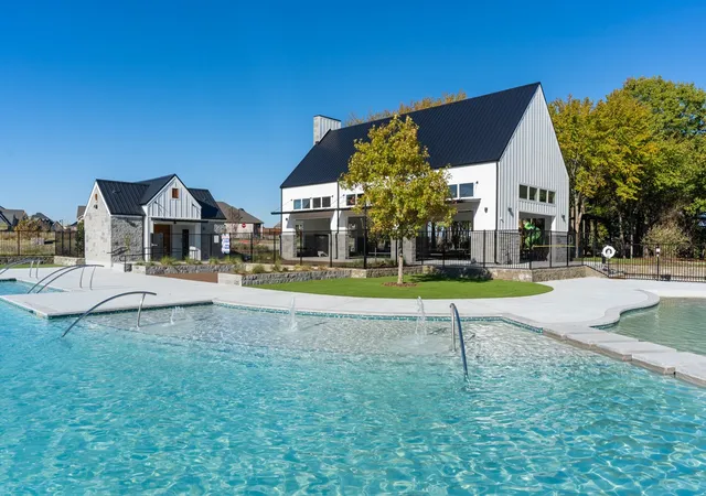 Photo 4 of Single family home for sale at 1496 Melissa Ave, Van Alstyne, TX 75495 | MLS# 21356011 | Listing updated on 2026-09-18