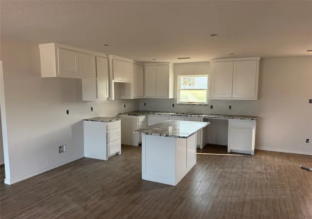 Photo 2 of Single family home for sale at 1008 Virgil Ct, Springtown, TX 76082 | MLS# 21356515 | Listing updated on 2026-08-11