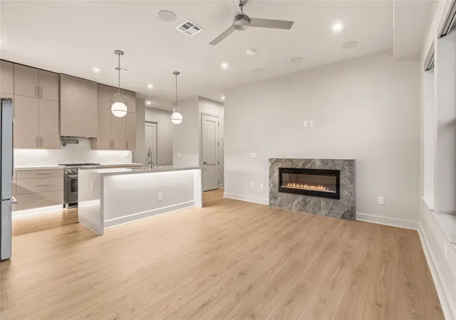 Photo 3 of Condo for sale at 1900 S Ervay St #416, Dallas, TX 75215 | MLS# 21356393 | Listing updated on 2026-10-04