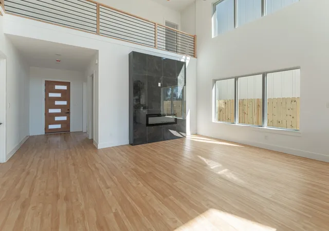 Photo 3 of Single family home for sale at 3018 Rochester St, Dallas, TX 75215 | MLS# 21356279 | Listing updated on 2026-09-25