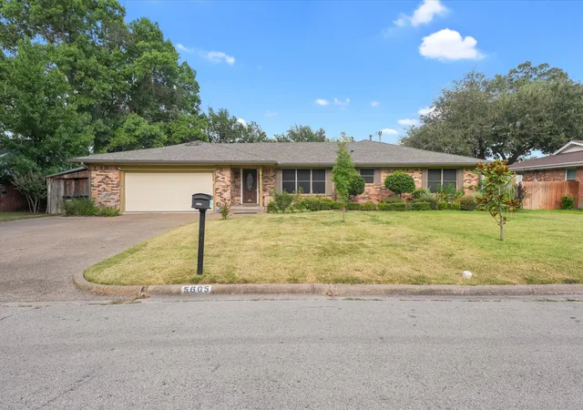 Photo 2 of Sale Pending at 5605 New Haven St, Greenville, TX 75402 | MLS# 21356552 | Listing updated on 2026-09-03