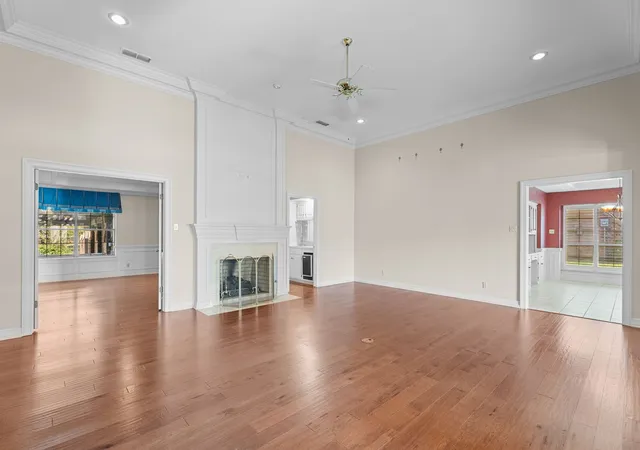 Photo 3 of Single family home for sale at 1807 Royal Oak Dr, Tyler, TX 75703 | MLS# 21300638 | Listing updated on 2026-08-16