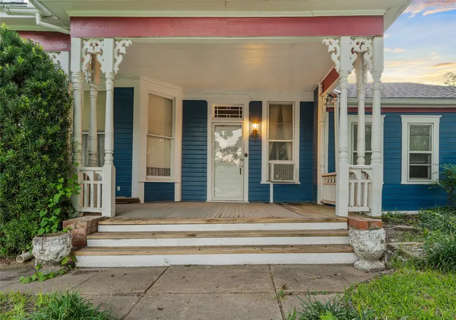 Photo 2 of Single family home for sale at 441 Houghton Ave, Marlin, TX 76661 | MLS# 21356728 | Listing updated on 2026-08-30