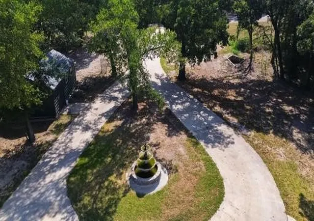 Photo 4 of Single family home for sale at 7320 County Road 3512, Quinlan, TX 75474 | MLS# 21356647 | Listing updated on 2026-08-11