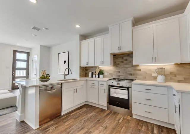 Photo 3 of Townhouse for sale at 2538 Brunswick Wy, Allen, TX 75013 | MLS# 21356767 | Listing updated on 2026-09-30